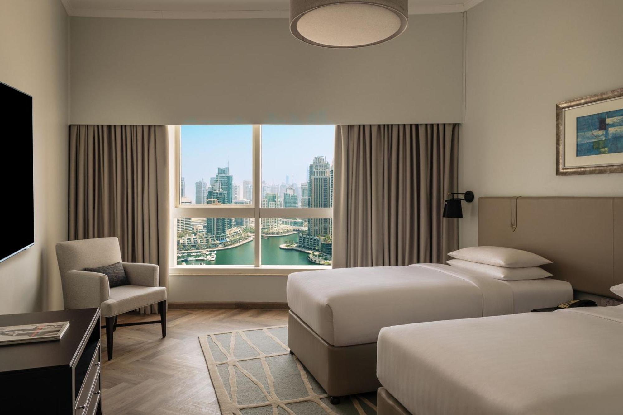 Dubai Marriott Harbour Hotel And Suites Екстериор снимка